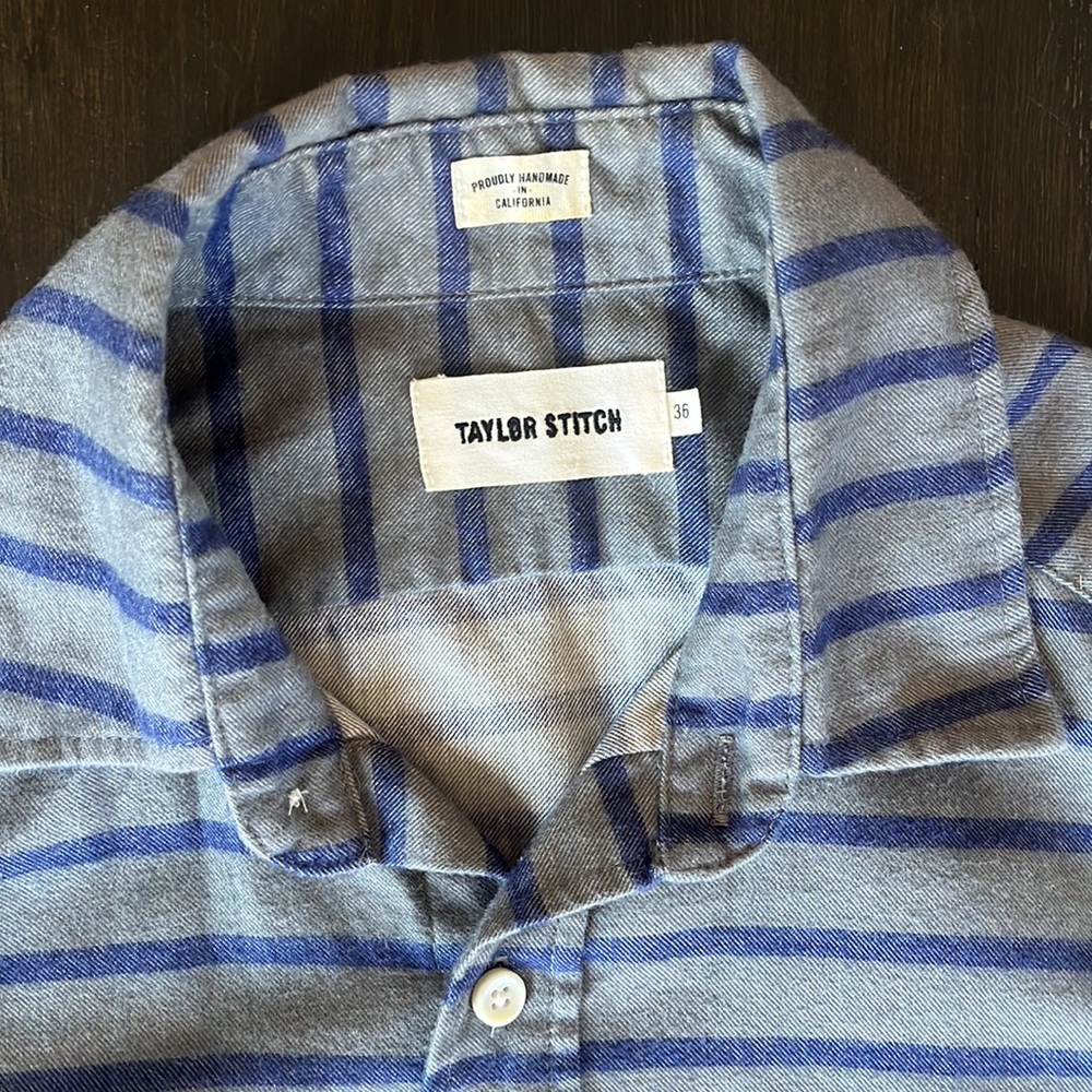 Taylor Stitch Light Blue/Blue Strip Button Down Shirt Size 36 Small - Picture 6 of 6